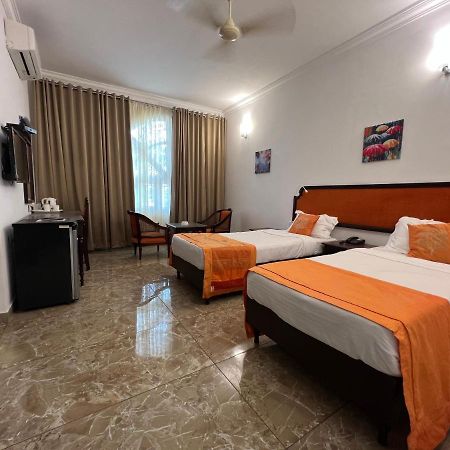 Ats Willingdon Hotel Коччи Экстерьер фото