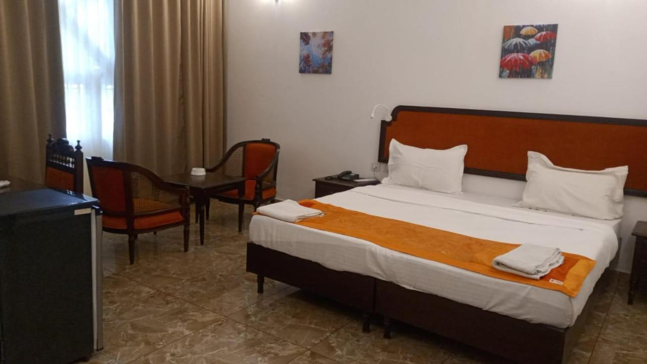 Ats Willingdon Hotel Коччи Экстерьер фото